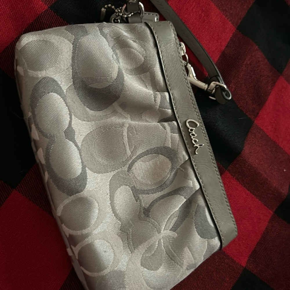 New Coach wristlet